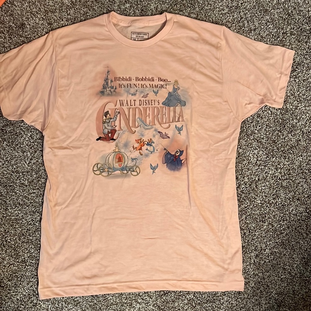 Disney Cinderella Medium T-shirt